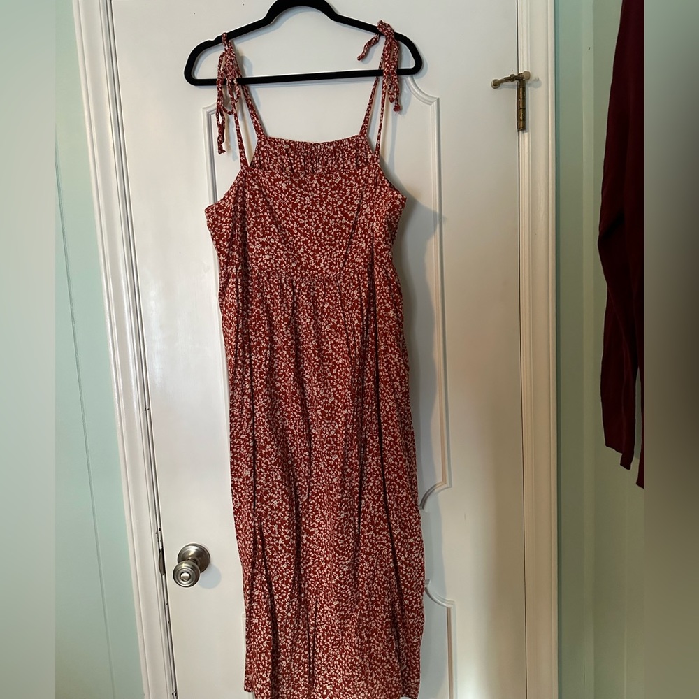 Old Navy Sleeveless Tie-string Long Dress